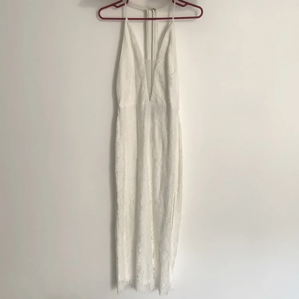 Worn once lulus white lace dress, size small! - Picture 1 of 3